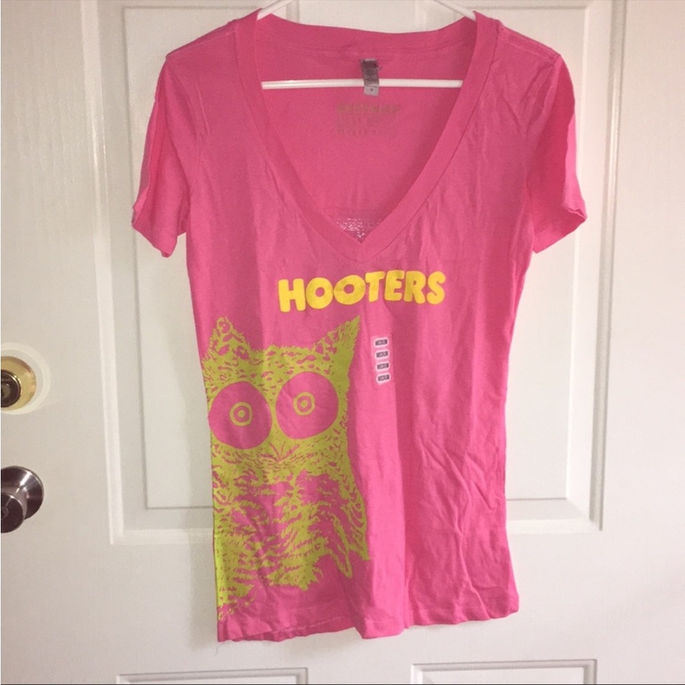 New Women’s Hooters V-Neck Tee FLA Medium Large XL